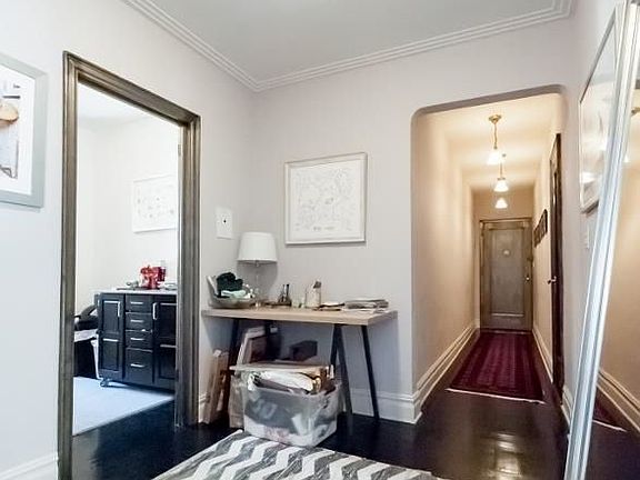 5th image of 255 W 23rd St APT 5EE