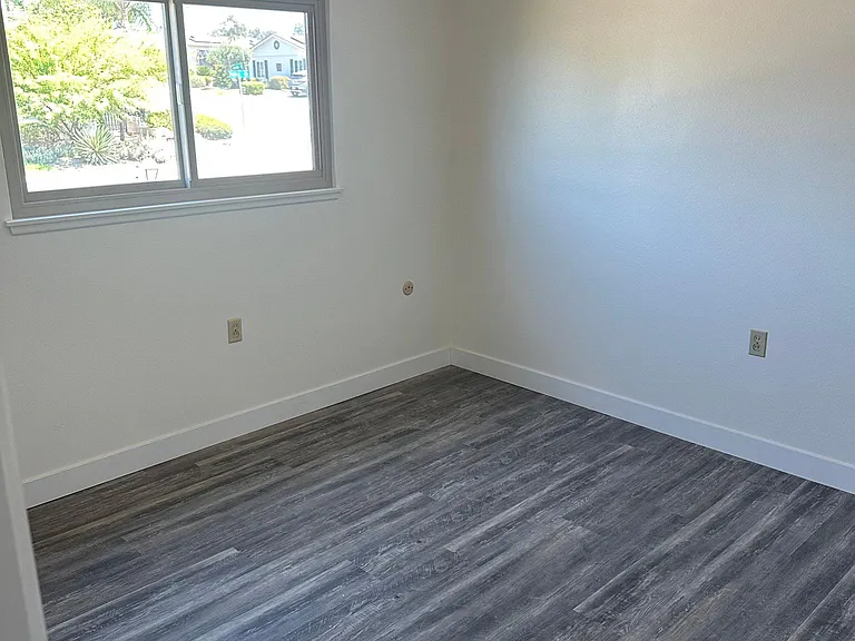 12687 Parish Rd — Photo 8