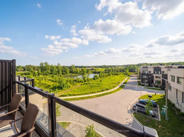 1121 Cooke Blvd #28, Burlington, ON L7T 0C3