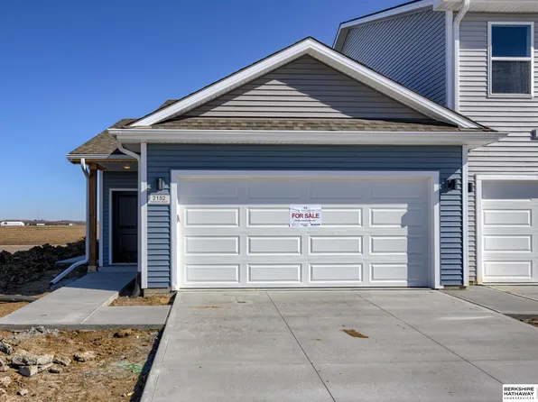 2182 N Aaron Way, Fremont, NE 68025