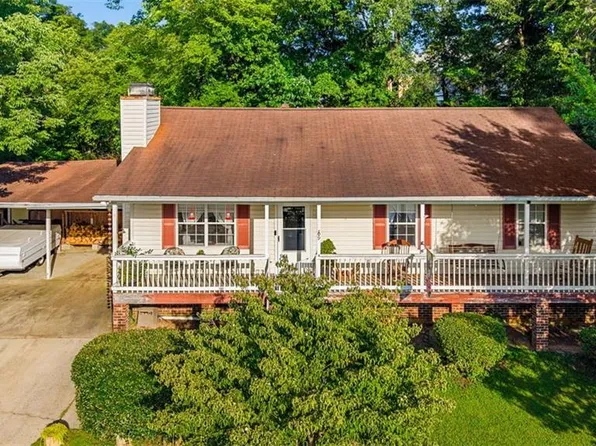 109 Poplar Ln, Thomasville, NC 27360