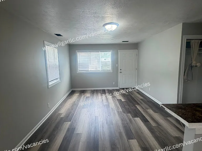 1916 Williams St — Photo 9