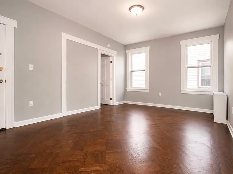 20-22 Ellis Ave #5 — Photo 9