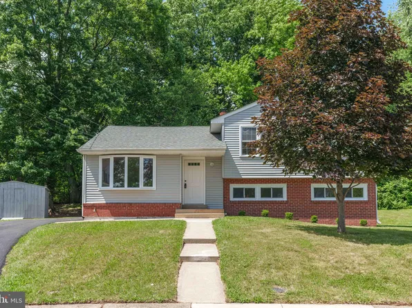 56 Daphne Cir, Claymont, DE 19703