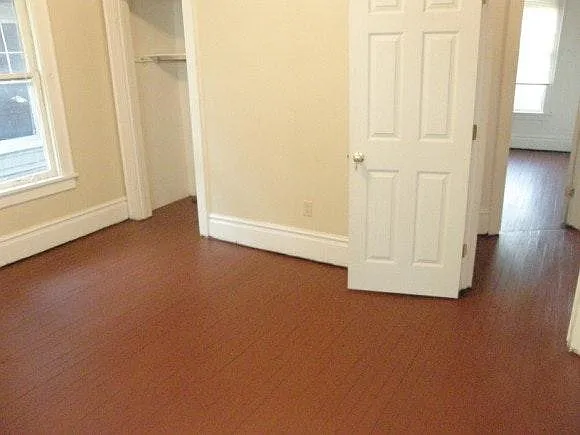 7 bed, 2038 sqft, $5,250 — Photo 3