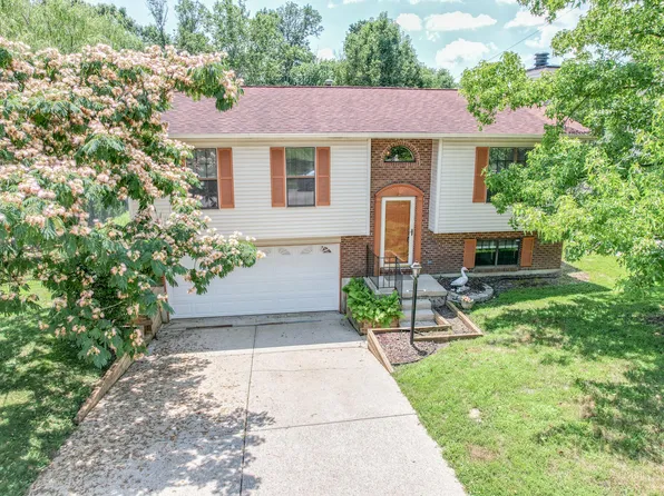 13 Creekside Dr, Florence, KY 41042