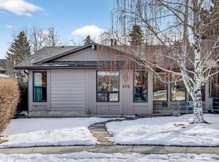 100 N Strathcona Close SW, Calgary, AB T3H1L3