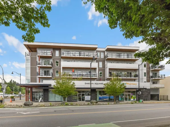 15 Canada Ave #206, Duncan, BC V9L 1V2
