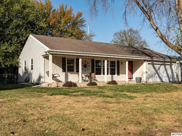 418 20th St SW, Mason City, IA 50401