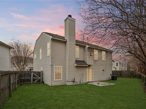 2nd image of 156 Stoney Ridge Ave