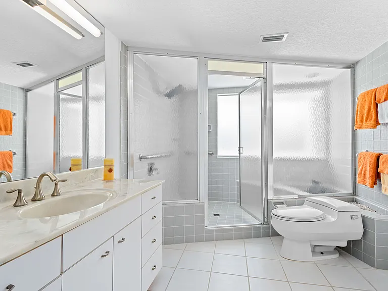 761 Emerald Harbor Dr — Photo 36