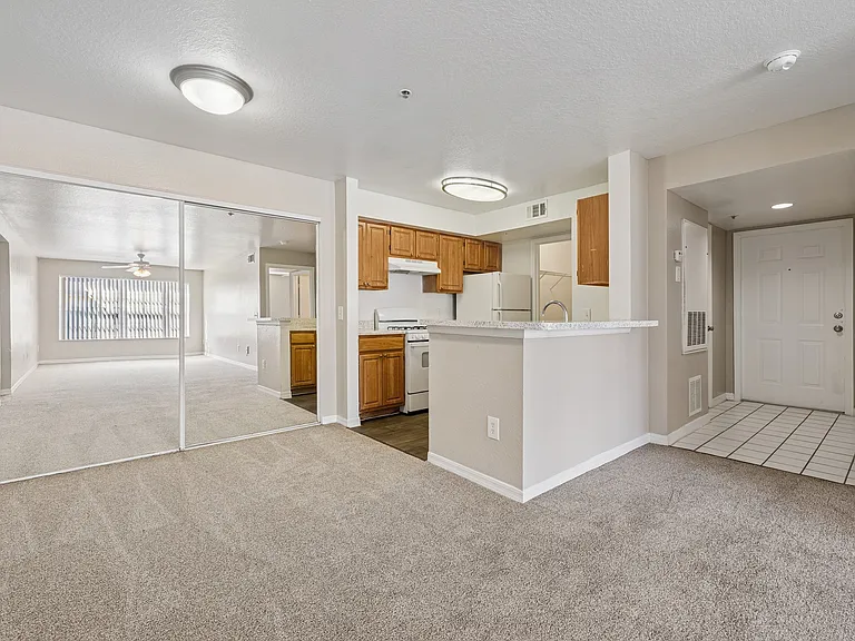 Vista Haven Apartment Homes — Photo 19