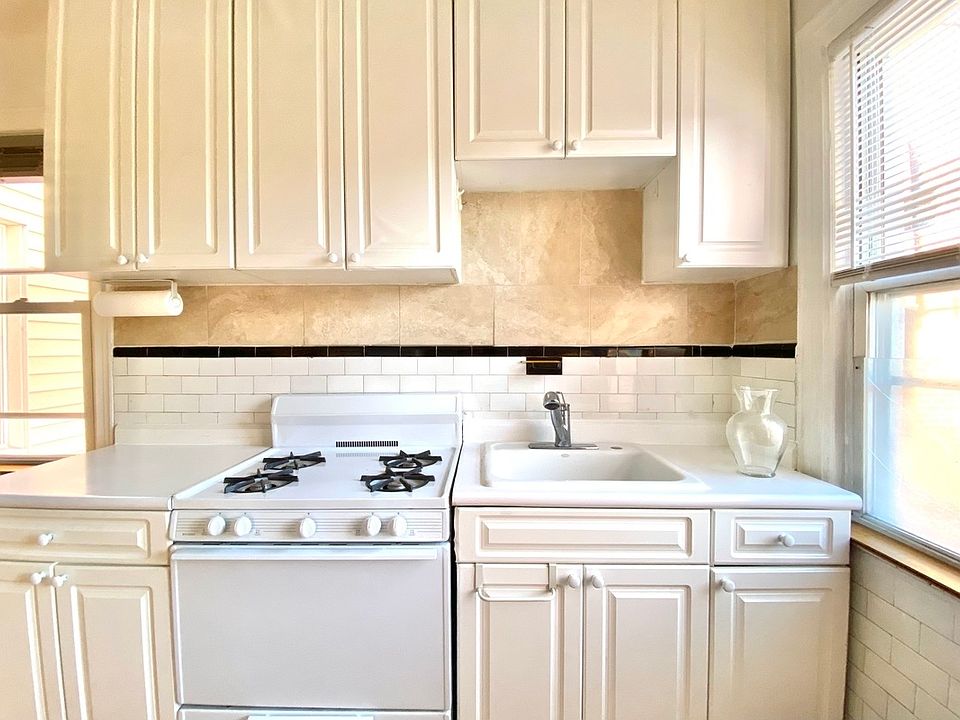 1st image of 21-15 33rd Ave #2