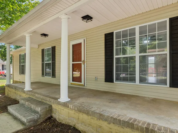 74 Hillcrest Dr, Morrison, TN 37357