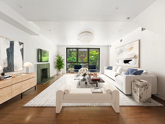 4th image of 33 W 9th St