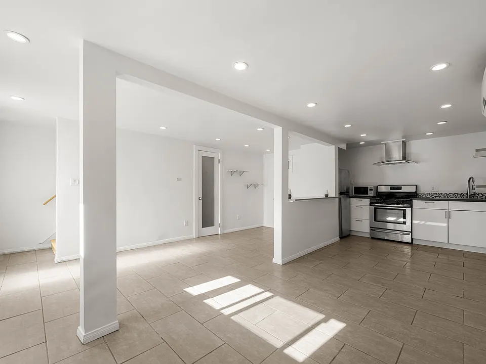 931 Gardner