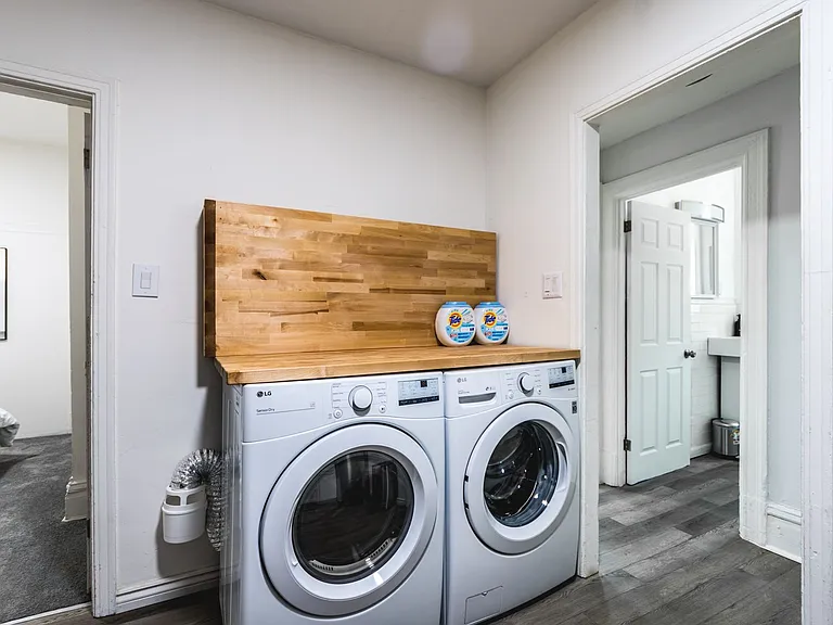 4913 Yew St — Photo 11