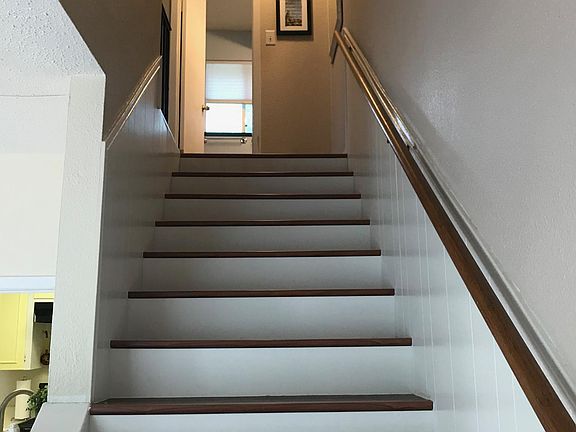 Both bedrooms upstairs