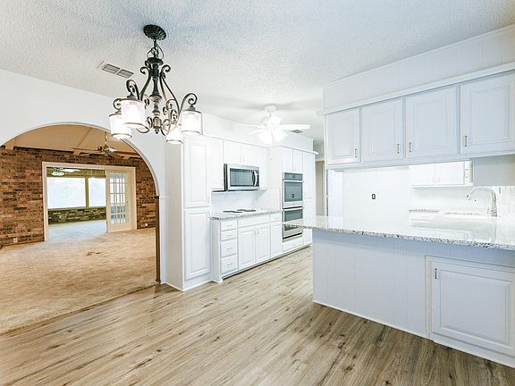 5th image of 4419 79th St