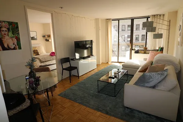 Rented by Newell and Assoc. | media 11