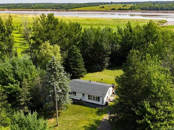 109 Turnbull St, Coverdale, NB E1J 1B6