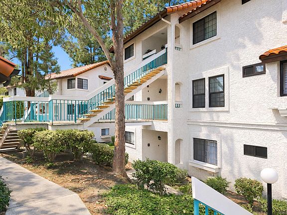 5th image of 16232 Avenida Venusto Unit B