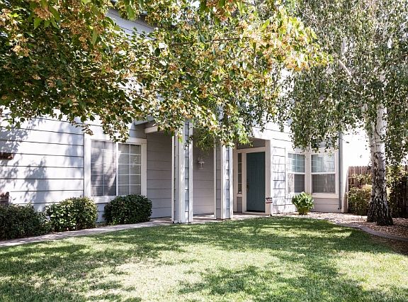 2nd image of 9256 Caulfield Dr