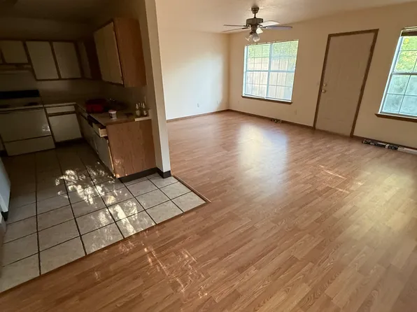 679 W Beck Dr #679, Fayetteville, AR 72703