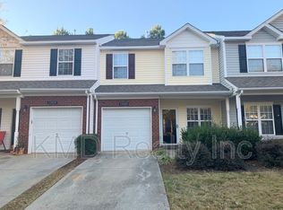 11020 Dixie Hills Dr, Charlotte, NC 28277