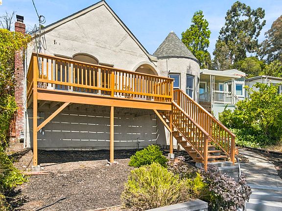 4th image of 6616 Outlook Ave