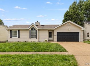 1892 Kingsford Dr, Florissant, MO