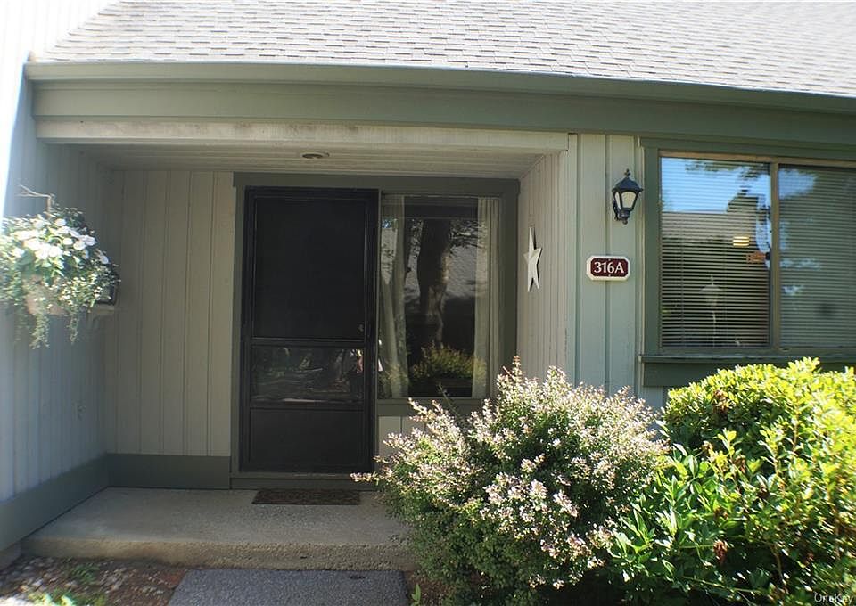 1st image of 316A Heritage Hls #A