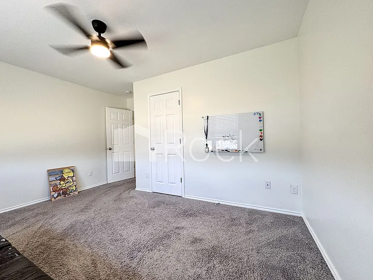 321 Karlee Ln — Photo 16