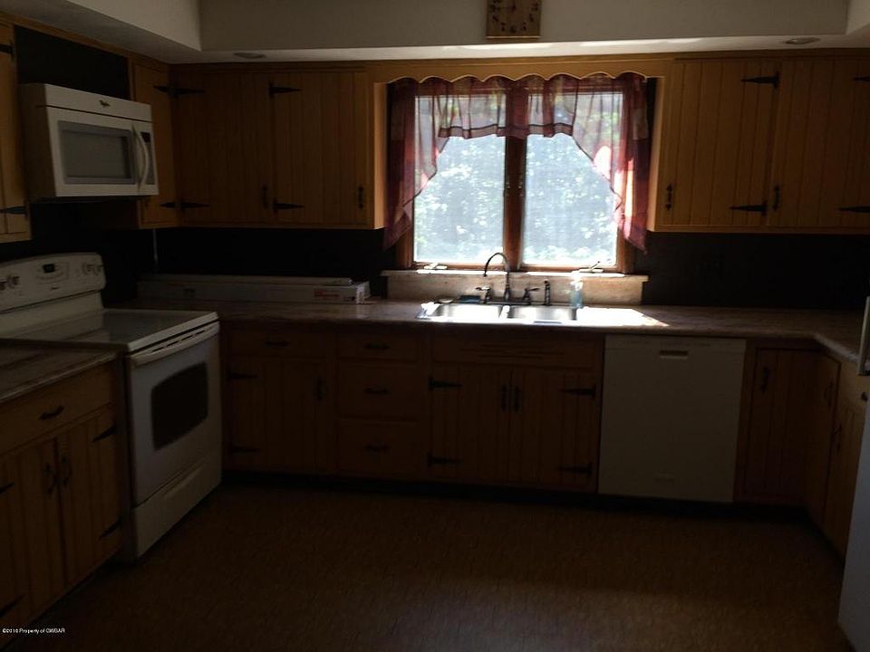 2nd image of 449 E Butler Dr