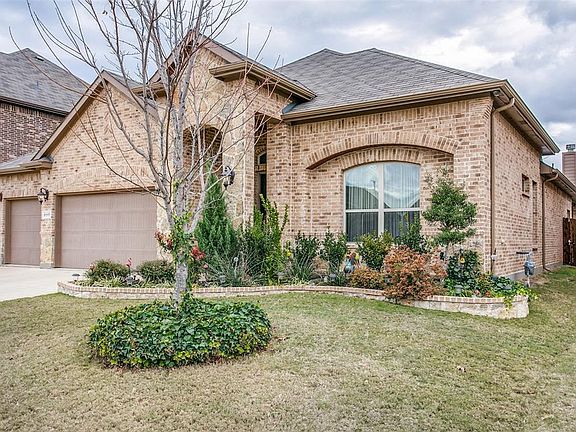 2nd image of 5117 Vieques Ln