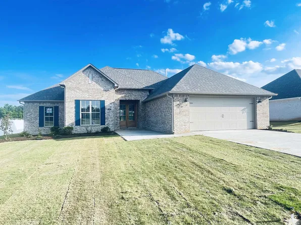 1037 Southern Hills Dr, Milan, TN 38355