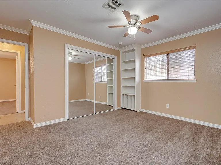 6030 Gallant Forest Dr — Photo 29