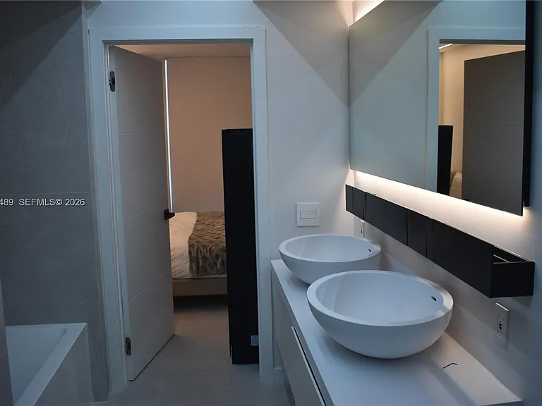 6365 Collins Ave #1211 — Photo 13