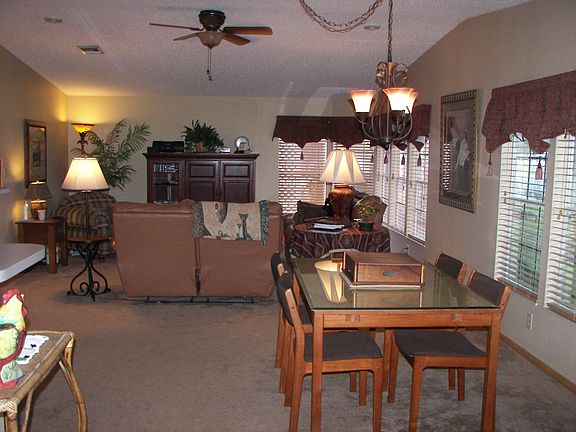 Family Room overlooking Lake