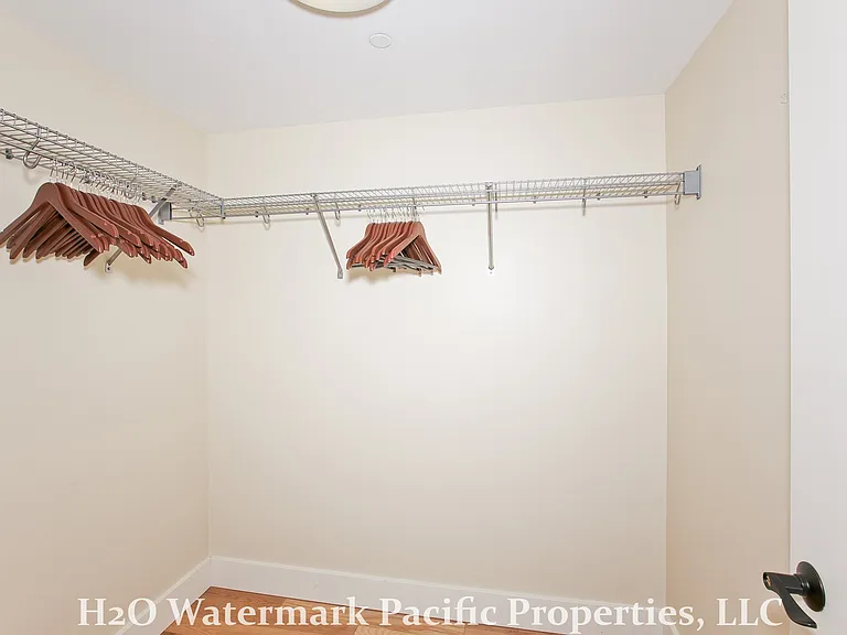 1551 Ala Wai Blvd — Photo 19