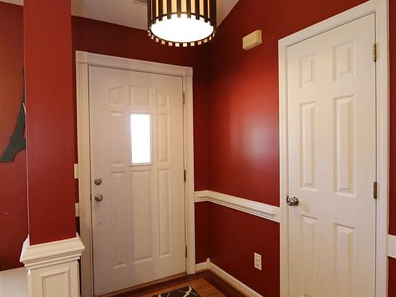 4th image of 1103 Dunwoody Dr