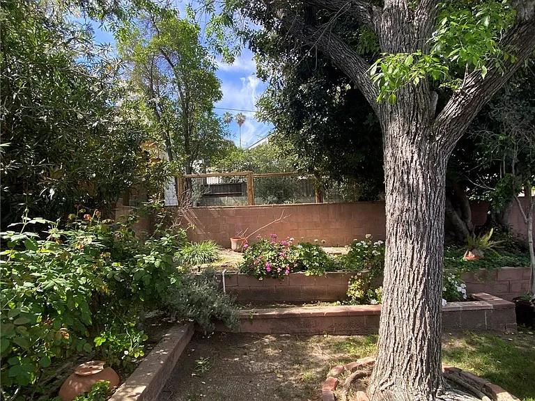 5009 Catalon Ave — Photo 17