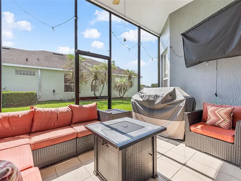 3180 Stonehurst Cir — Photo 19