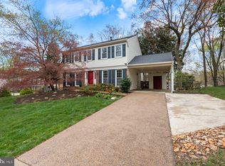 7309 Langsford Ct, Springfield, VA 22153