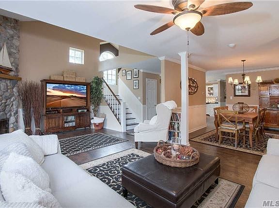 2nd image of 107 Owls Nest Ct