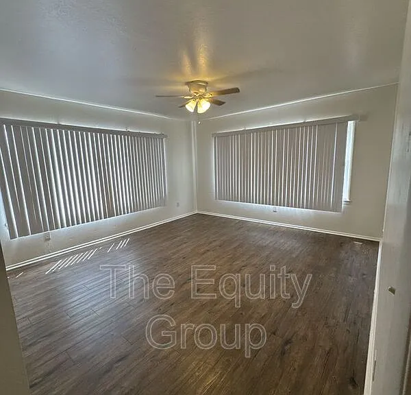 1124 E St #D — Photo 6