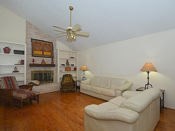 5th image of 12015 Rocky Knoll Dr