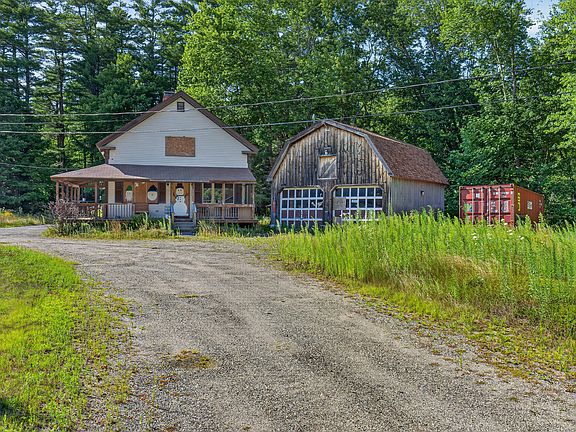 2nd image of 222 Main Street