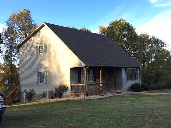 2nd image of 113 Lewis Ct