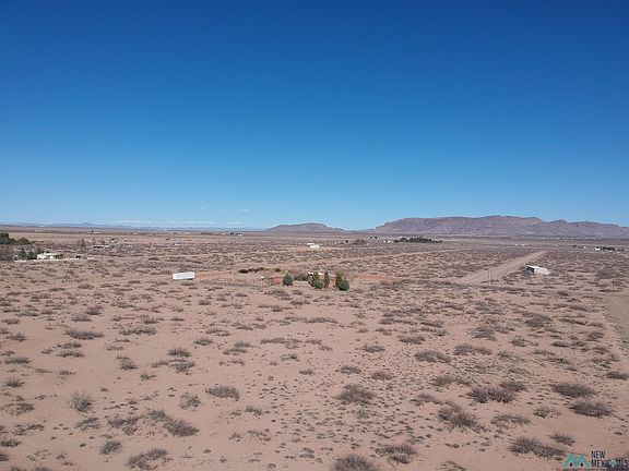 2nd image of Maverick Rd SE